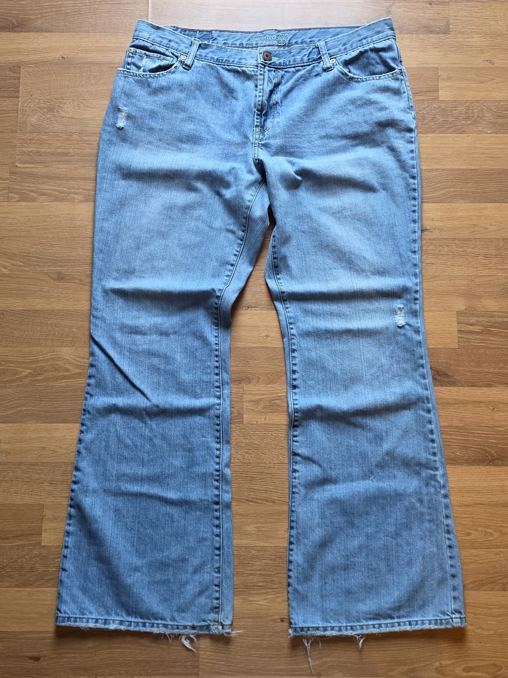 Vintage Y2k Women’s Light Blue American Eagle Denim Jeans - Classic Flare